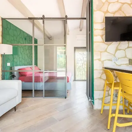 Casa Dei Fiori 아파트 *